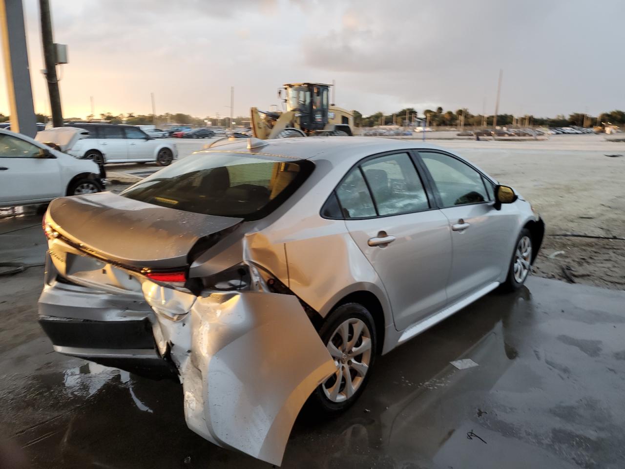 Lot #2981206820 2020 TOYOTA COROLLA LE