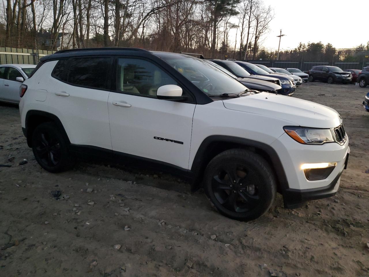 Lot #2994208284 2018 JEEP COMPASS LA