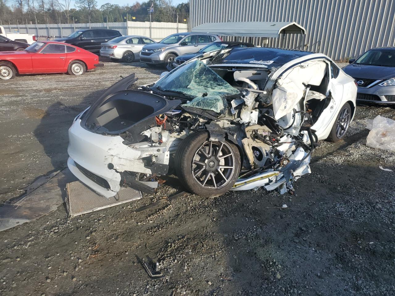 5YJ3E1EA6PF574121 - 2023 Tesla MODEL 3
