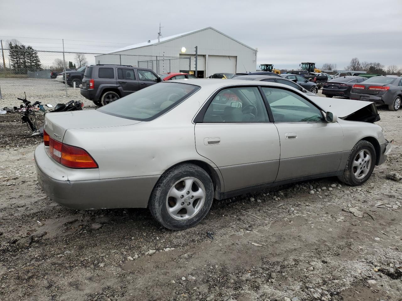 Lot #3024277826 1999 LEXUS ES 300