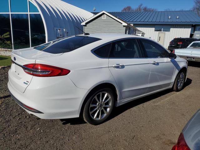 VIN 3FA6P0HD0HR115812 2017 Ford Fusion, SE no.3