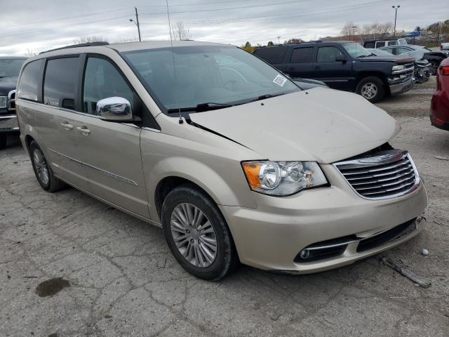 2015 CHRYSLER TOWN & COU - 2C4RC1CG0FR646358