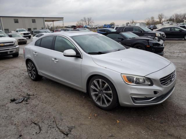 Vin: yv149mfmxf2335458, lot: 80777934, volvo s60 platinum 20154