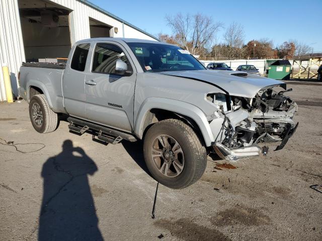 VIN 5TFSZ5AN1KX182002 2019 Toyota Tacoma, Access Cab no.4