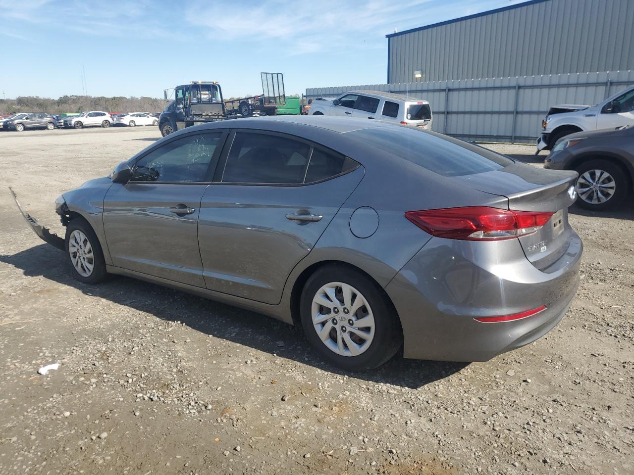 Lot #3028416232 2018 HYUNDAI ELANTRA SE