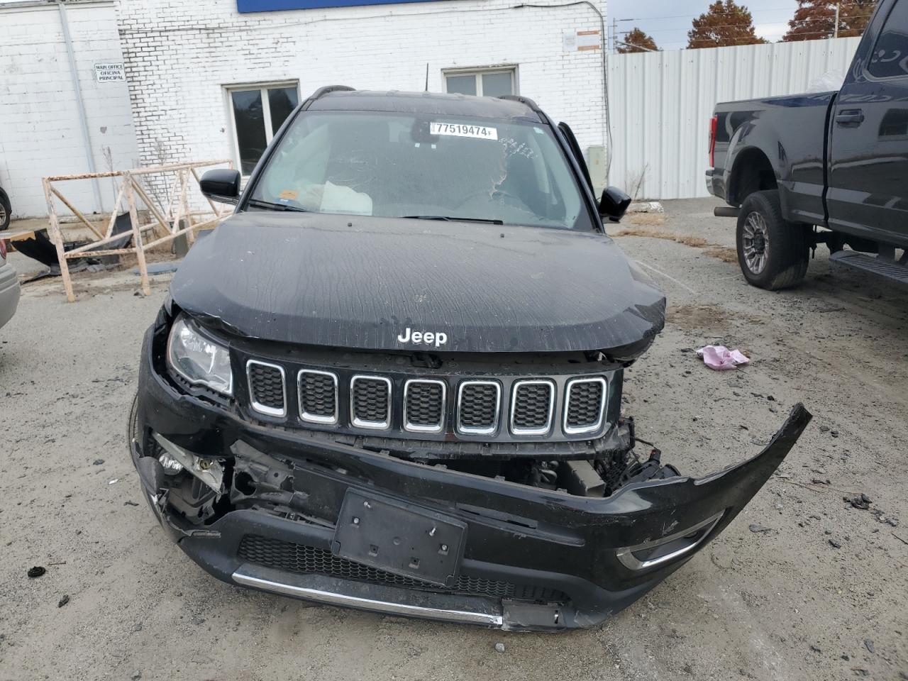 Lot #3024676579 2020 JEEP COMPASS LI