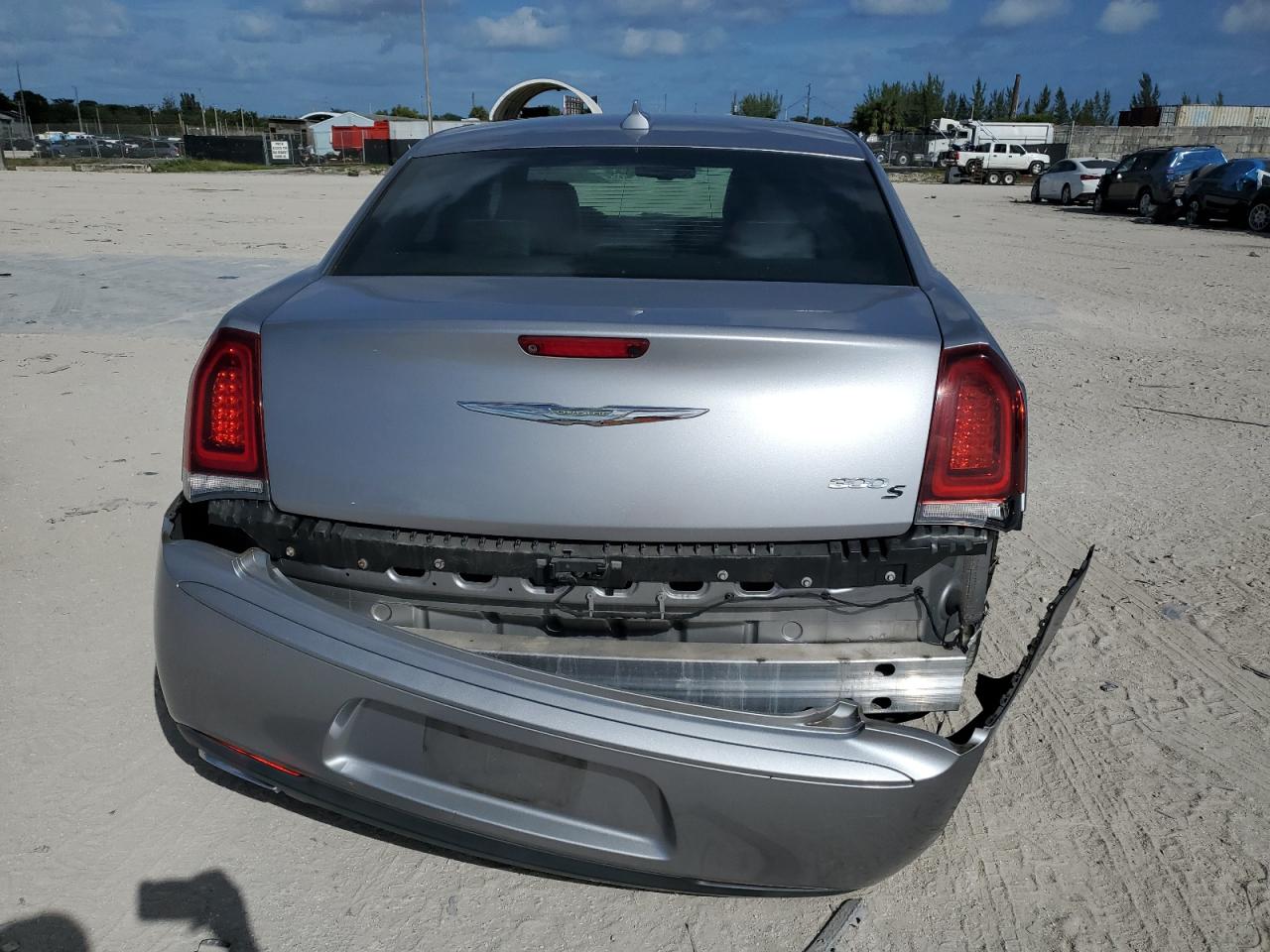 Lot #3033285821 2016 CHRYSLER 300 S