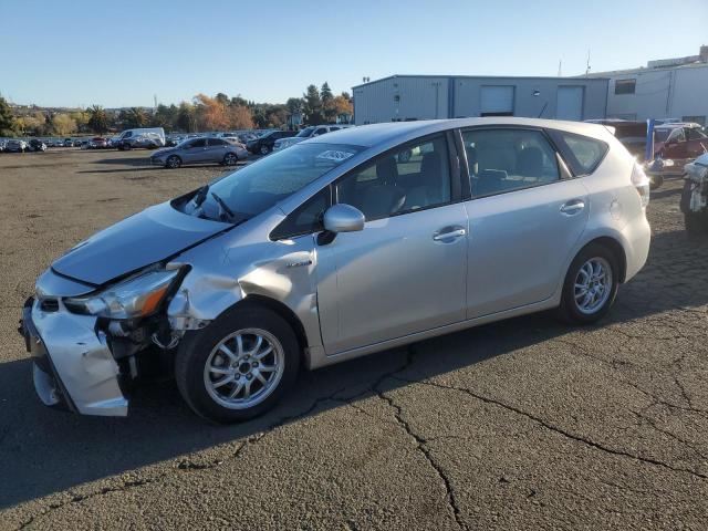 TOYOTA PRIUS V