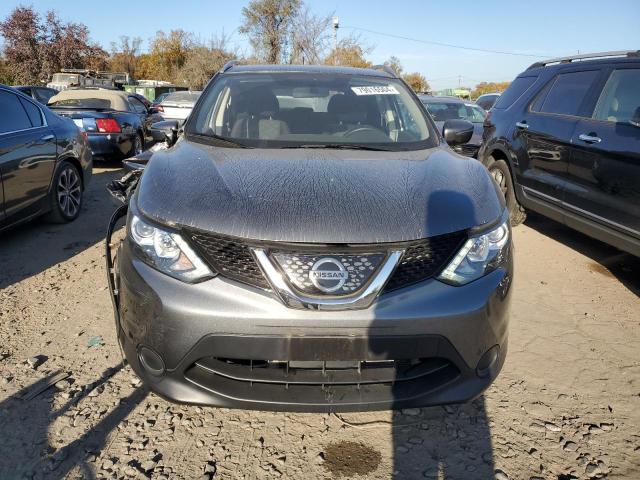 VIN JN1BJ1CR5JW288671 2018 Nissan Rogue, S no.5