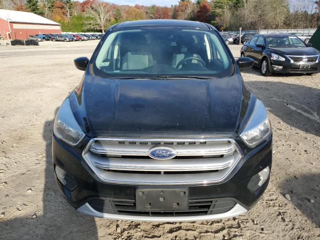 VIN 1FMCU0GDXHUA87500 2017 Ford Escape, SE no.5