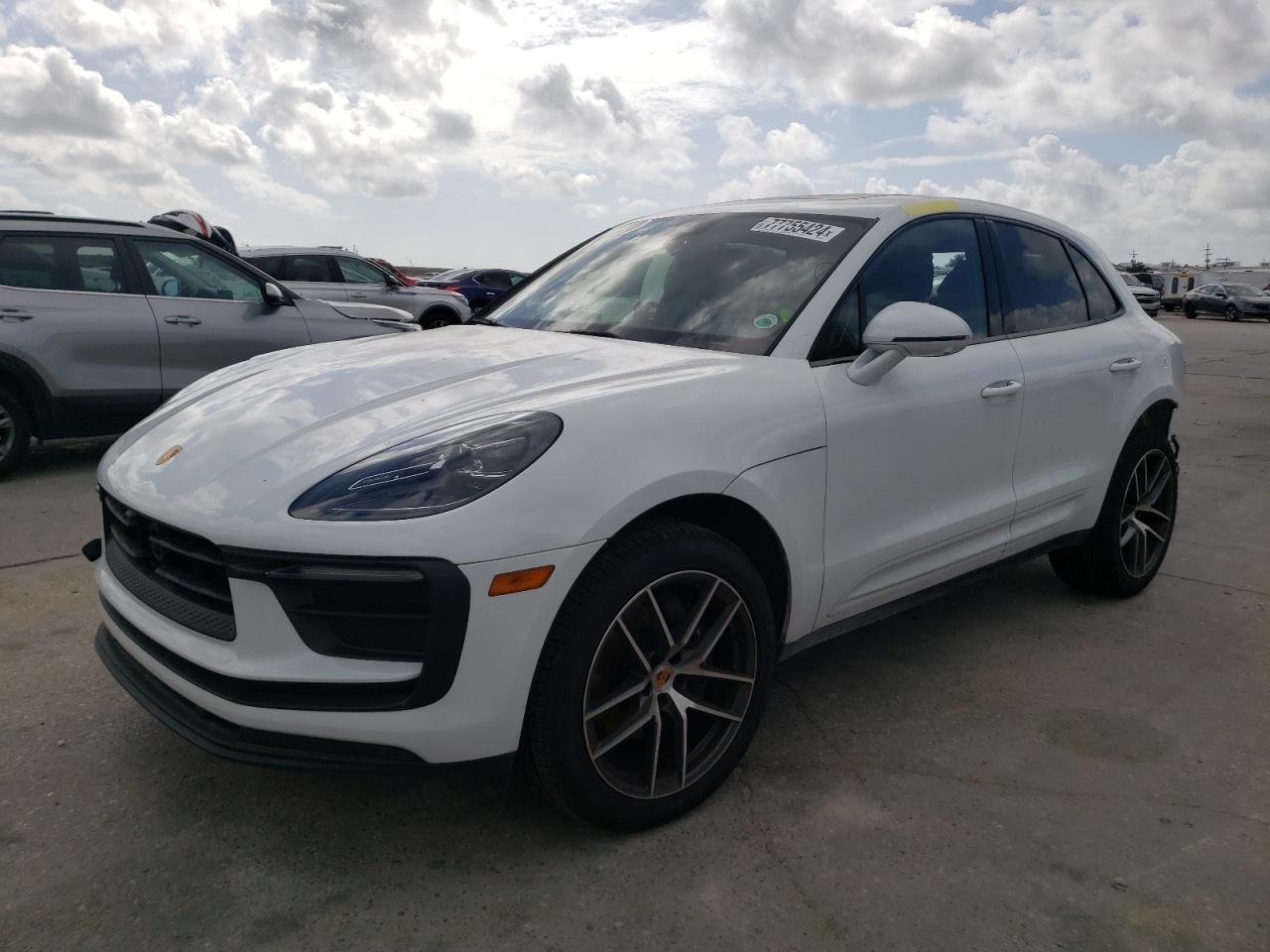 Lot #2989202757 2024 PORSCHE MACAN BASE