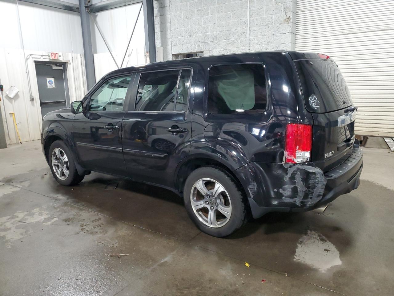 Lot #2991057200 2015 HONDA PILOT SE