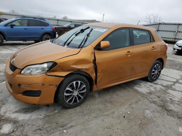 TOYOTA COROLLA MA 2009 gold hatchbac gas 2T1KU40E79C168933 photo #1