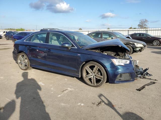 VIN WAUJ8GFFXH1007669 2017 AUDI A3 no.4