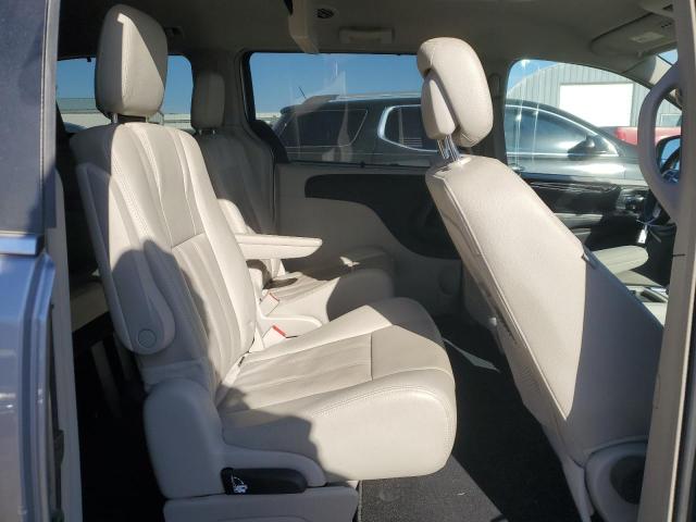 2015 CHRYSLER TOWN & COU - 2C4RC1BG1FR677443