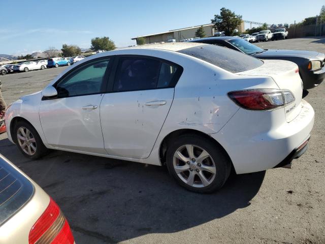 MAZDA 3 I 2011 white  gas JM1BL1VG4B1490662 photo #3