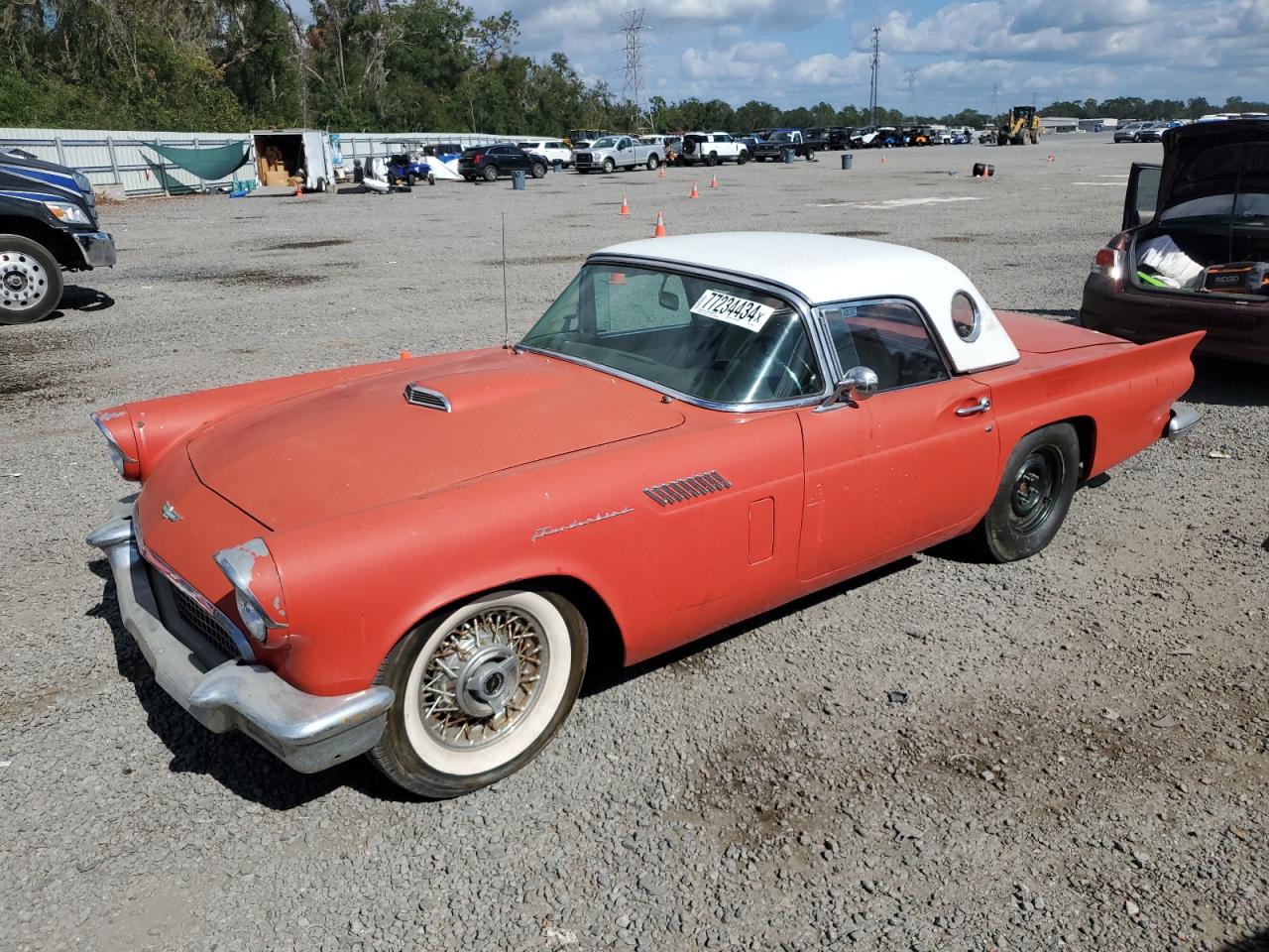 Lot #3032816019 1957 FORD THUNDERBIR