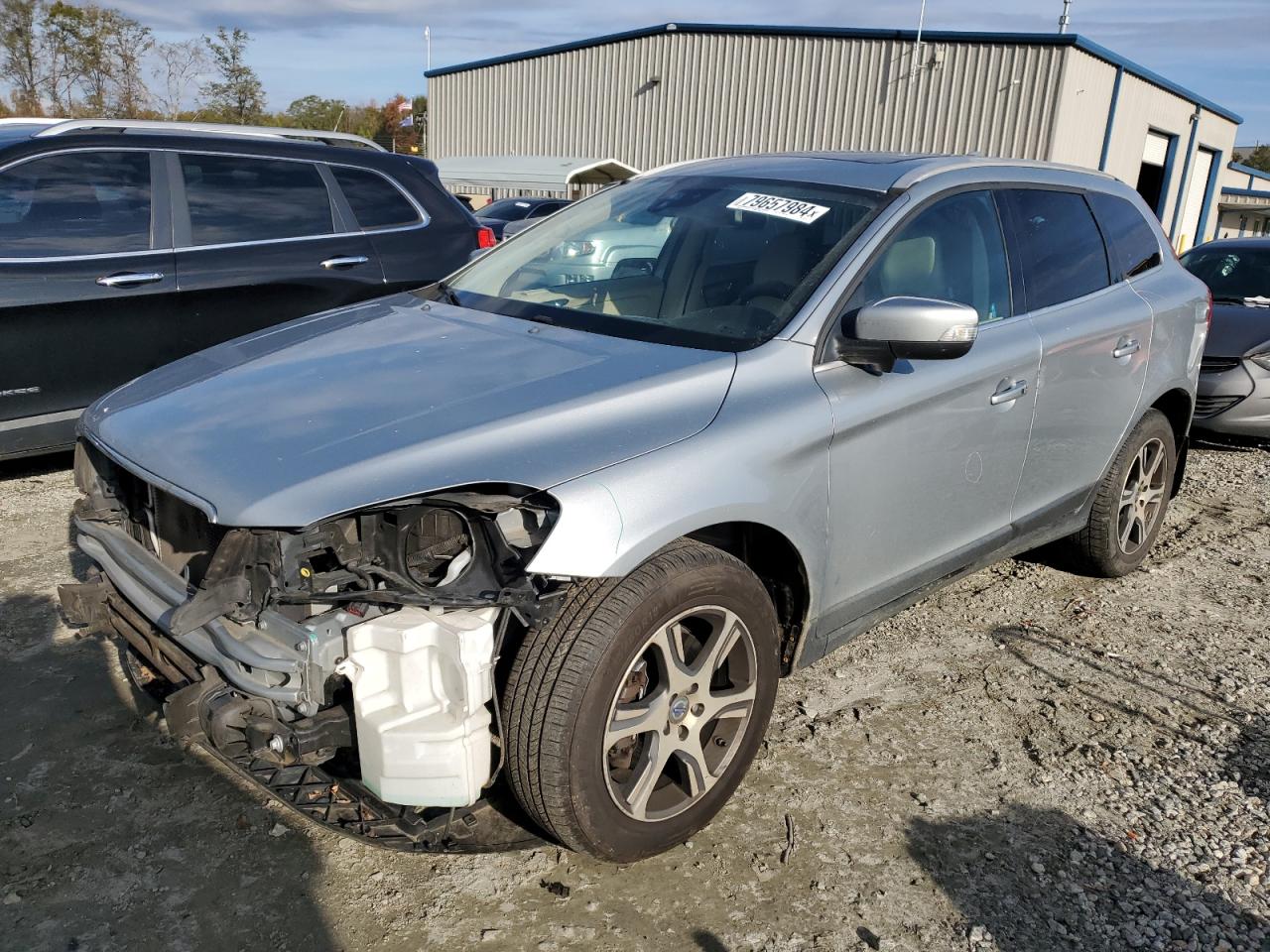  Salvage Volvo XC60