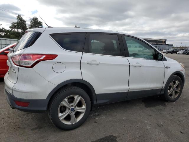 VIN 1FMCU0GX2EUE23064 2014 FORD ESCAPE no.3