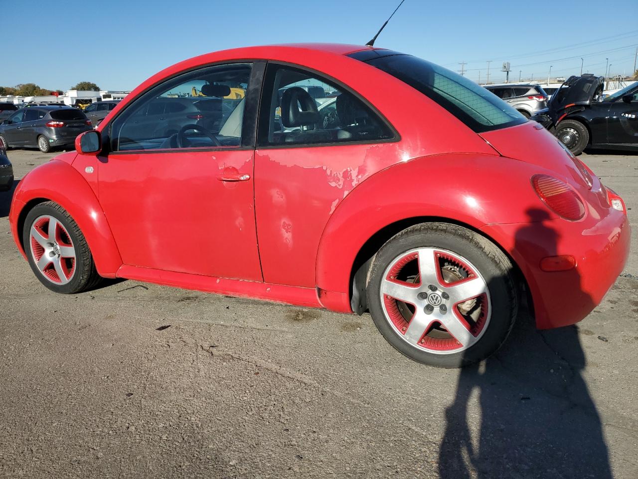 Lot #2991662007 2002 VOLKSWAGEN NEW BEETLE