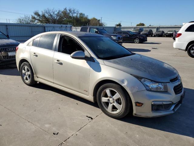 VIN 1G1PE5SB4G7149808 2016 Chevrolet Cruze, LT no.4