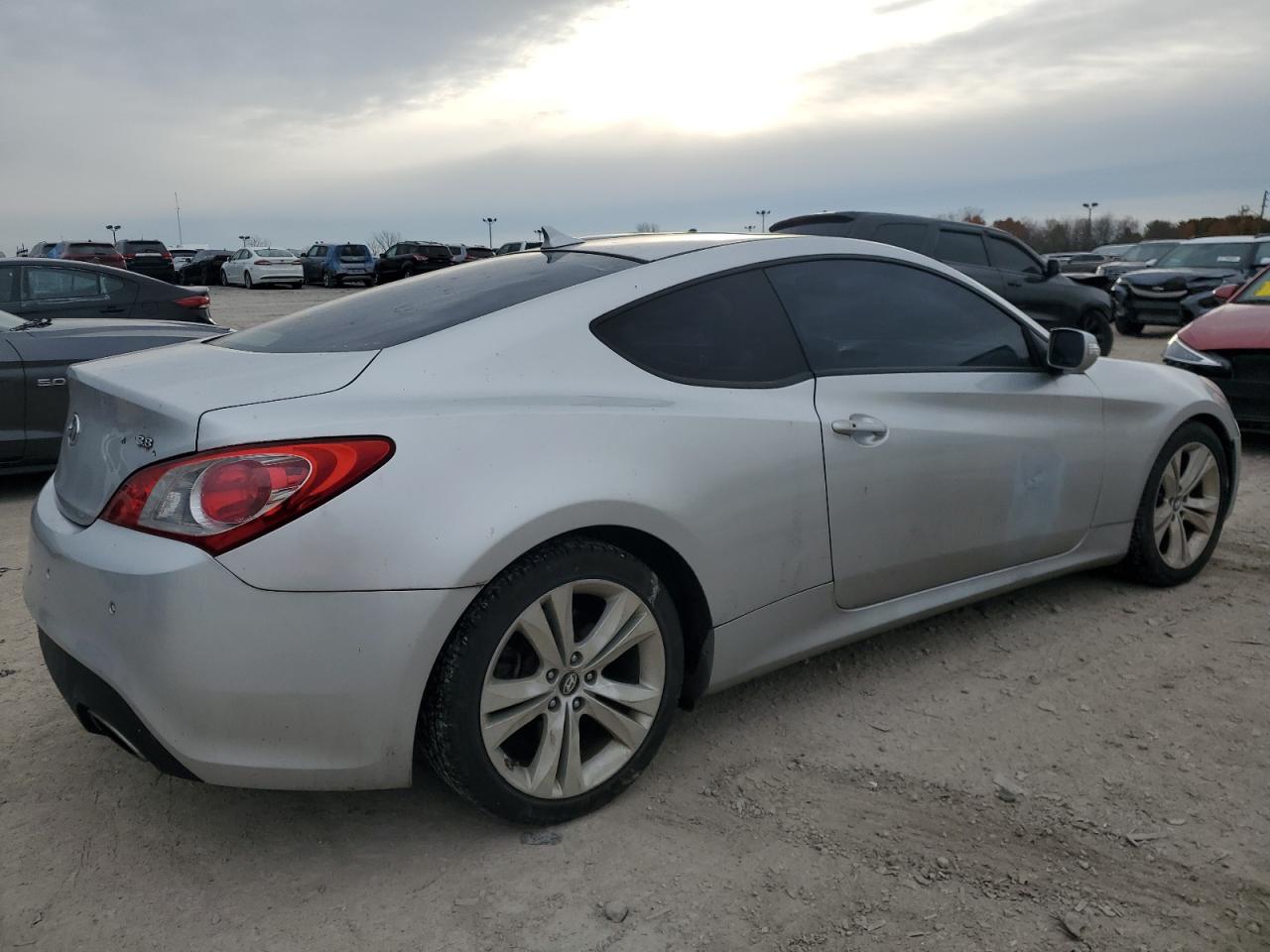 Lot #3028518939 2010 HYUNDAI GENESIS CO