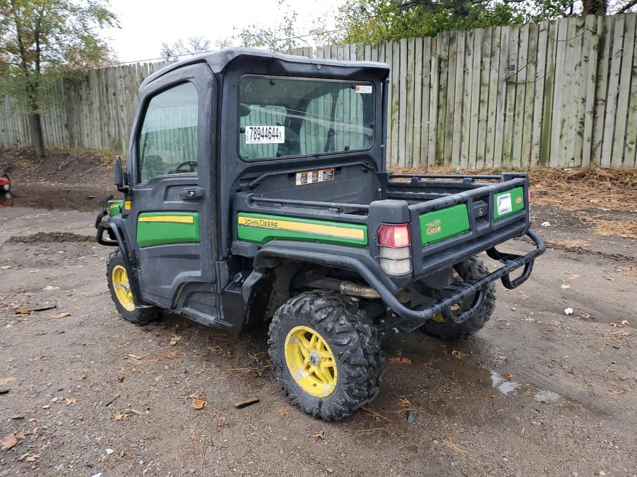 Lot #2972368601 2018 JOHN DEERE XUV835M