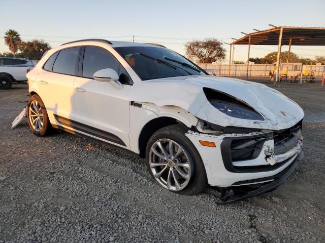 VIN WP1AA2A52PLB15861 2023 PORSCHE MACAN no.4