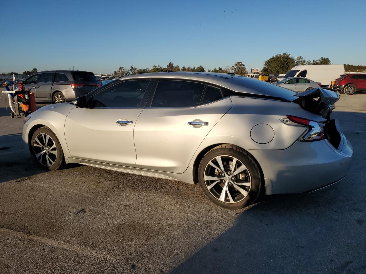 Lot #3033266833 2017 NISSAN MAXIMA 3.5