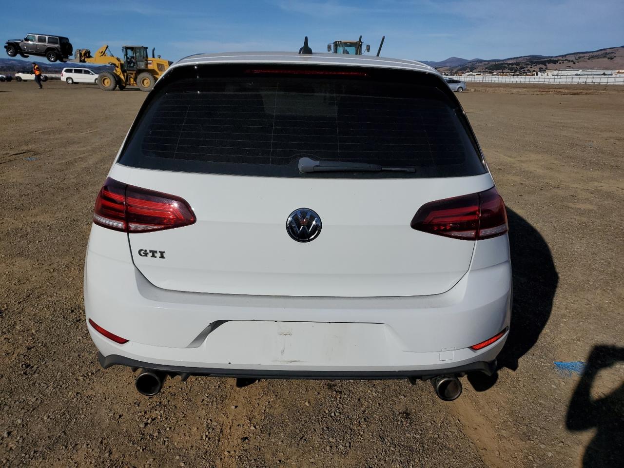 Lot #2975633472 2018 VOLKSWAGEN GTI S