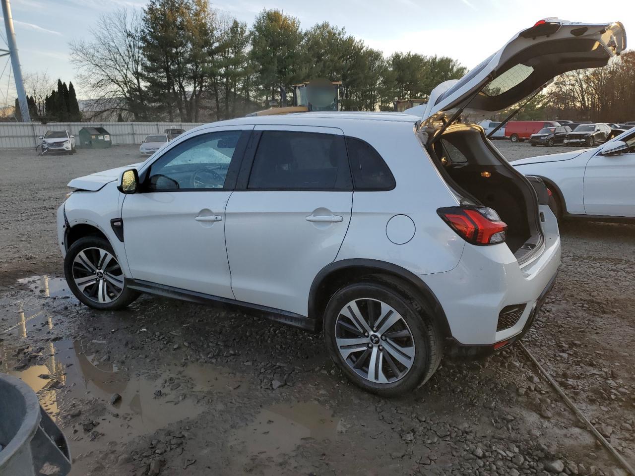 Lot #3027100840 2021 MITSUBISHI OUTLANDER