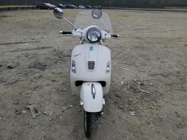 2014 VESPA GTS 300 SU - ZAPM459L5E5704364