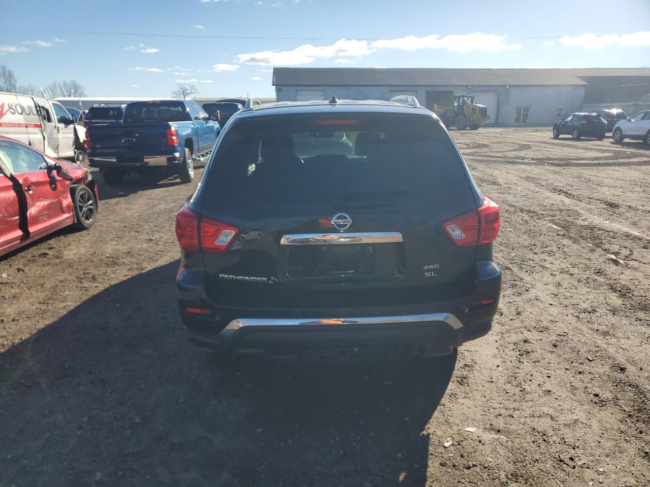 Lot #3048378745 2017 NISSAN PATHFINDER