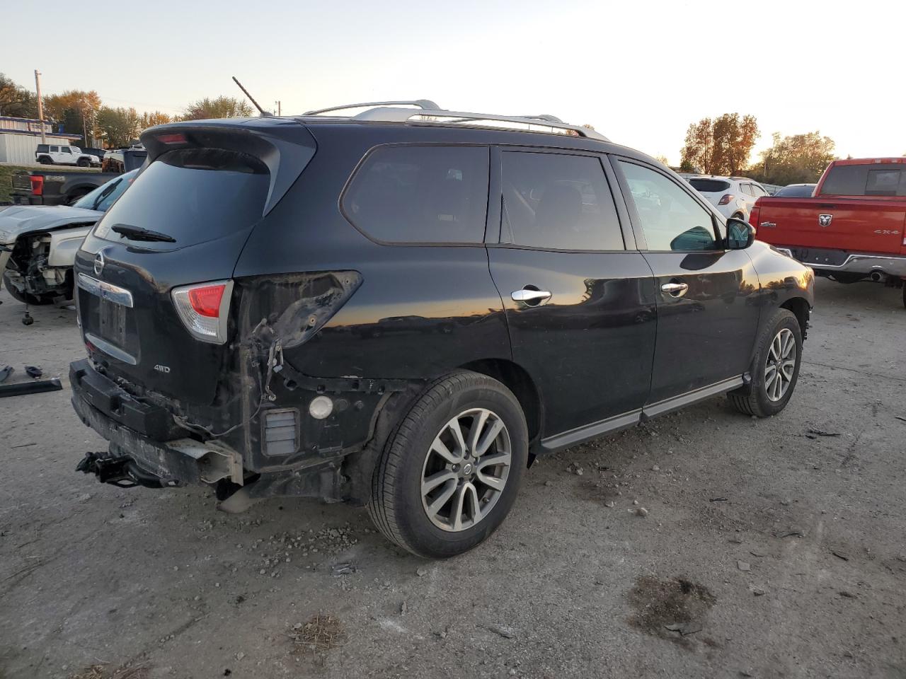 Lot #2996756952 2016 NISSAN PATHFINDER