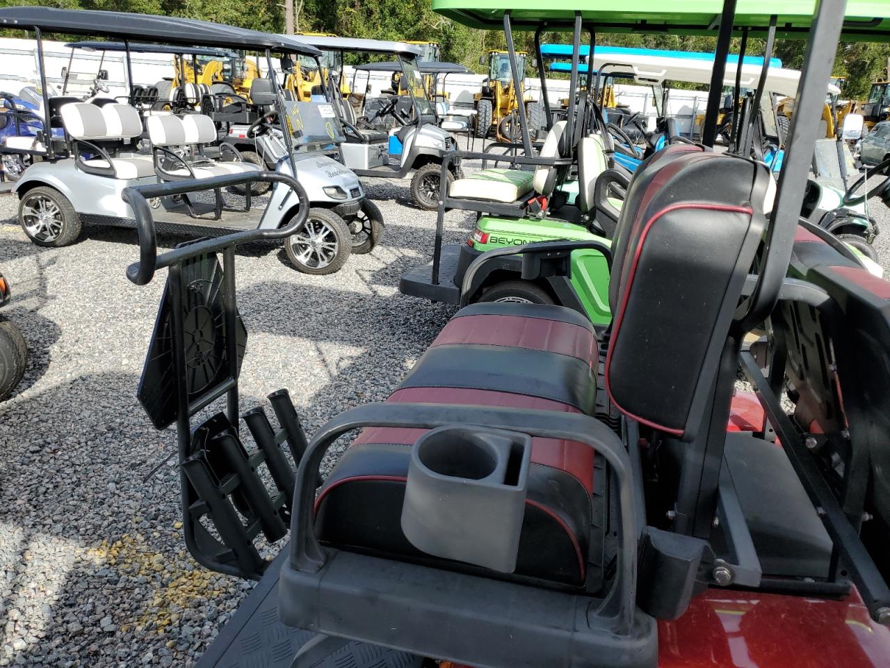 Lot #3030218142 2022 HDKP GOLF CART