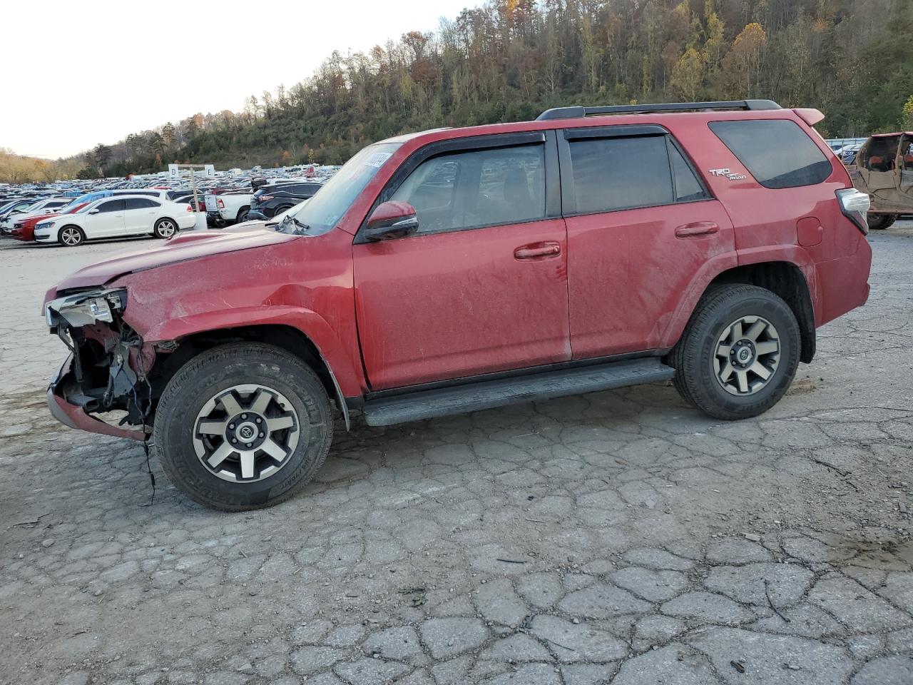 TOYOTA 4RUNNER SR5/SR5 PREMIUM