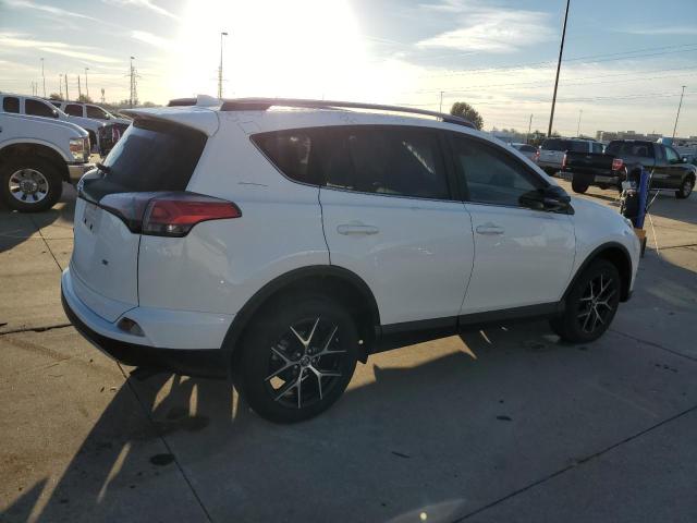 2018 TOYOTA RAV4 SE - JTMNFREV3JJ737590