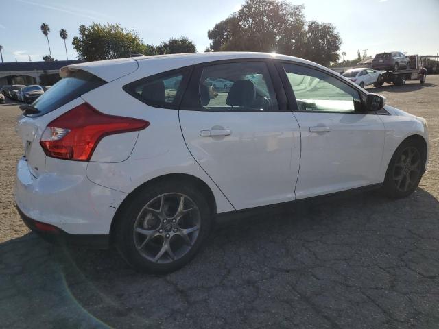 FORD FOCUS SE 2013 white  gas 1FADP3K24DL313950 photo #4