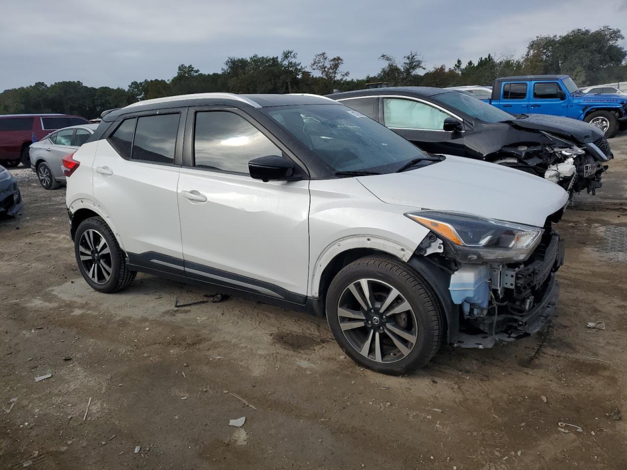 Lot #3029692106 2019 NISSAN KICKS S