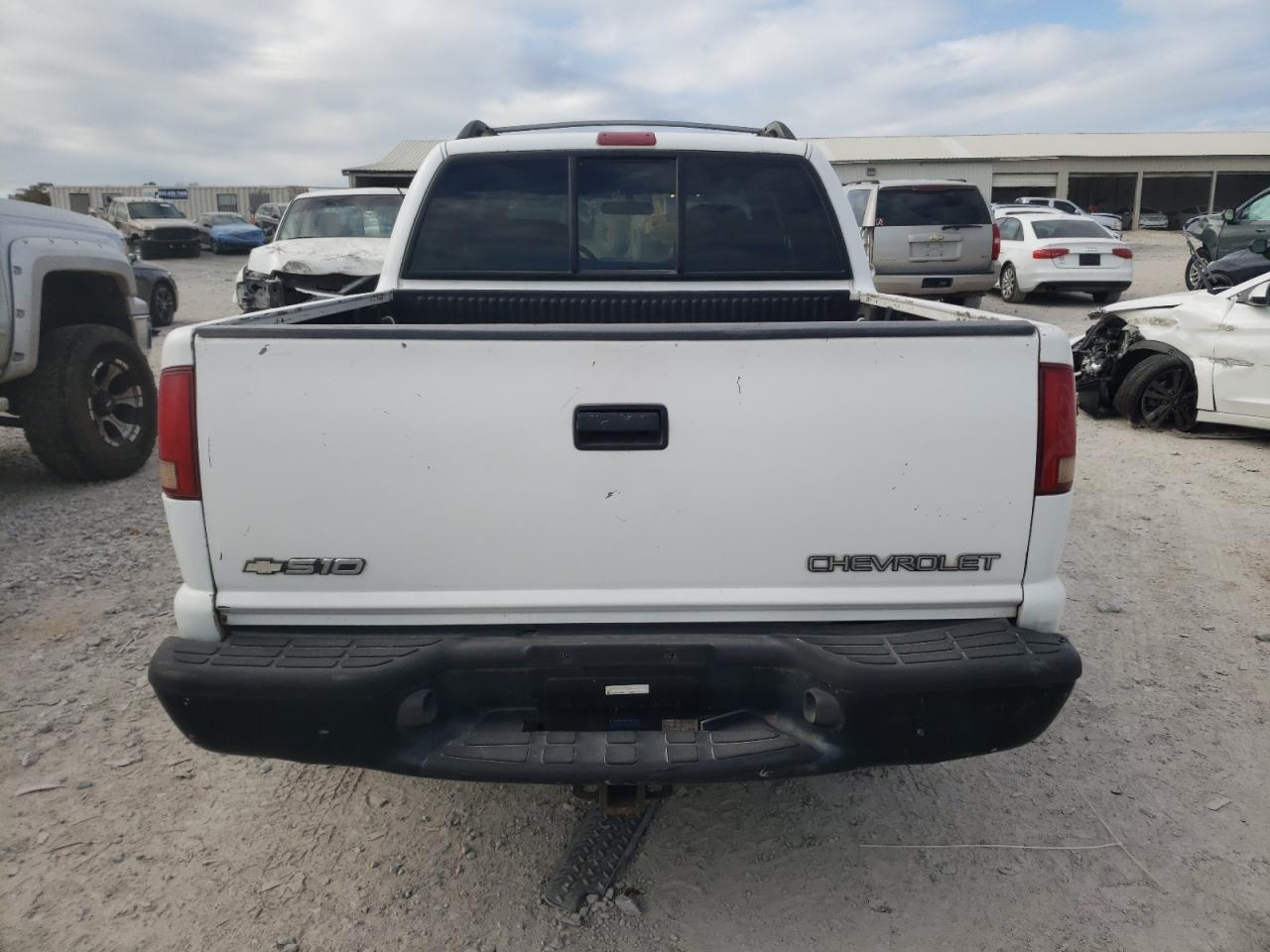 Lot #2962563797 2004 CHEVROLET .S10