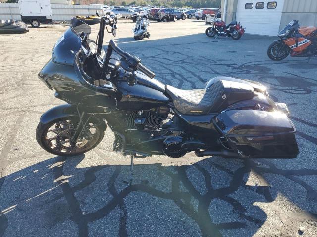 2022 HARLEY-DAVIDSON FLTRXST 1HD1ACL1XNB608075