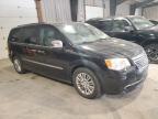 CHRYSLER TOWN & COU photo