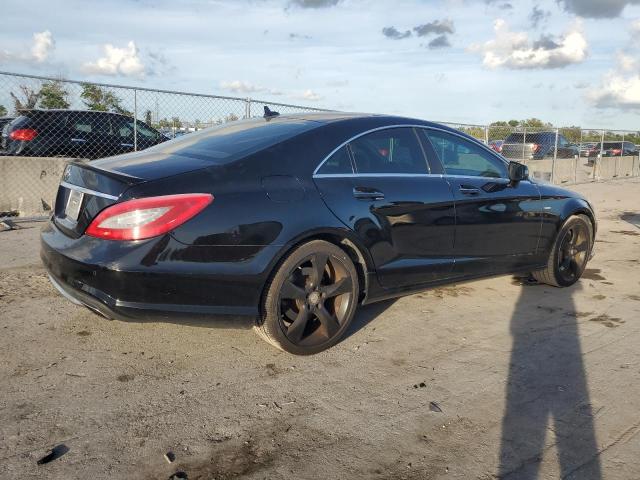 MERCEDES-BENZ CLS 550 2012 black  gas WDDLJ7DB0CA041053 photo #4