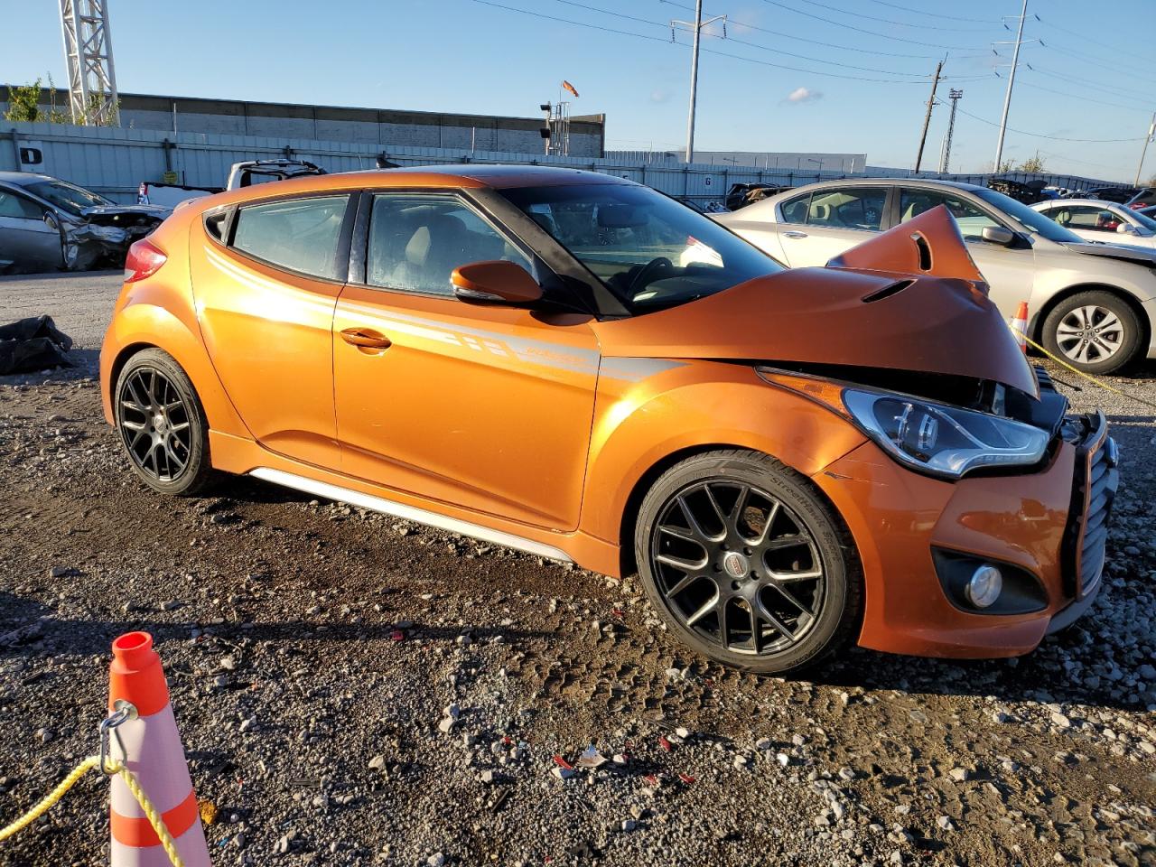 Lot #2988935583 2013 HYUNDAI VELOSTER T