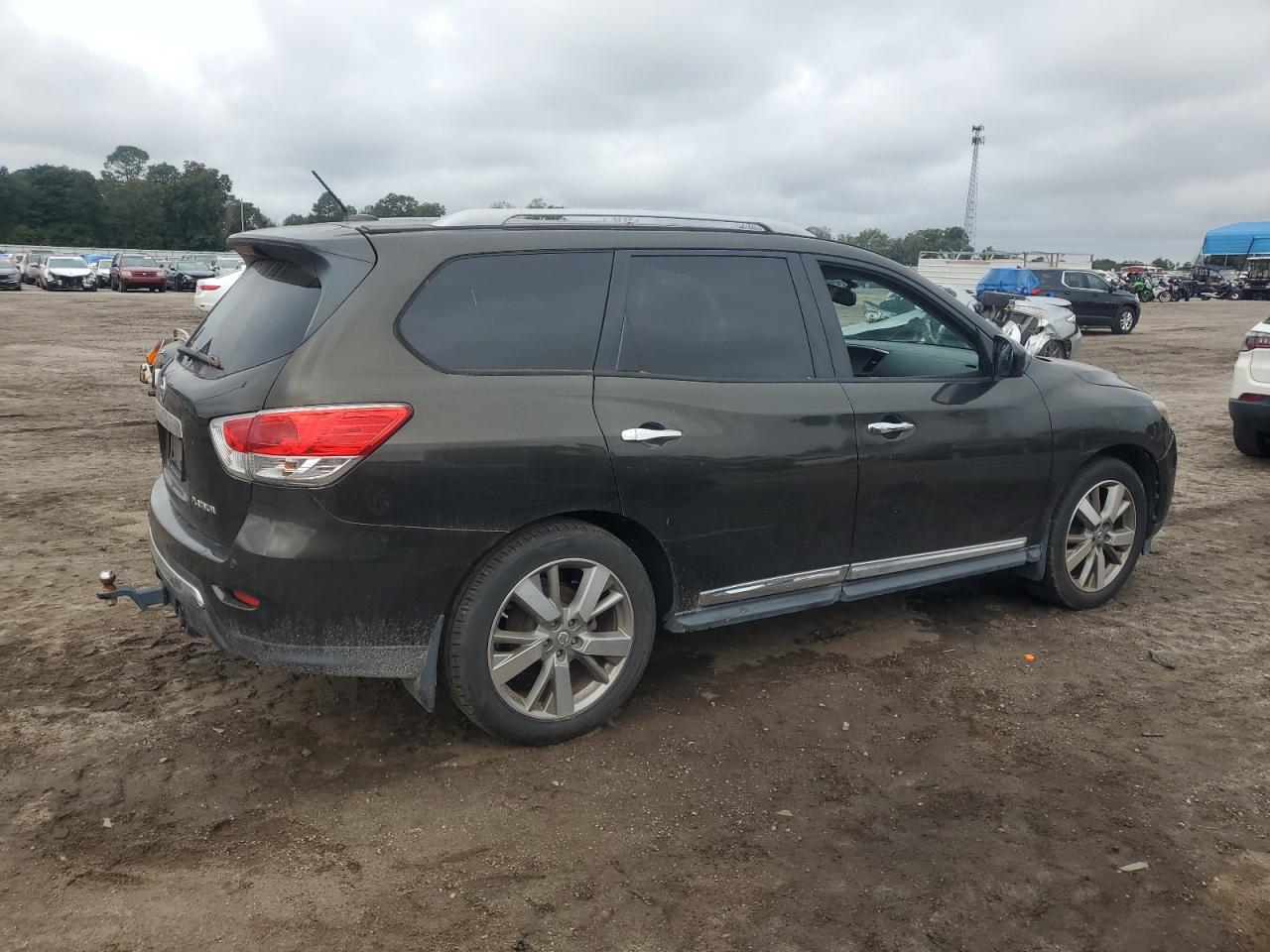 Lot #2972455810 2015 NISSAN PATHFINDER