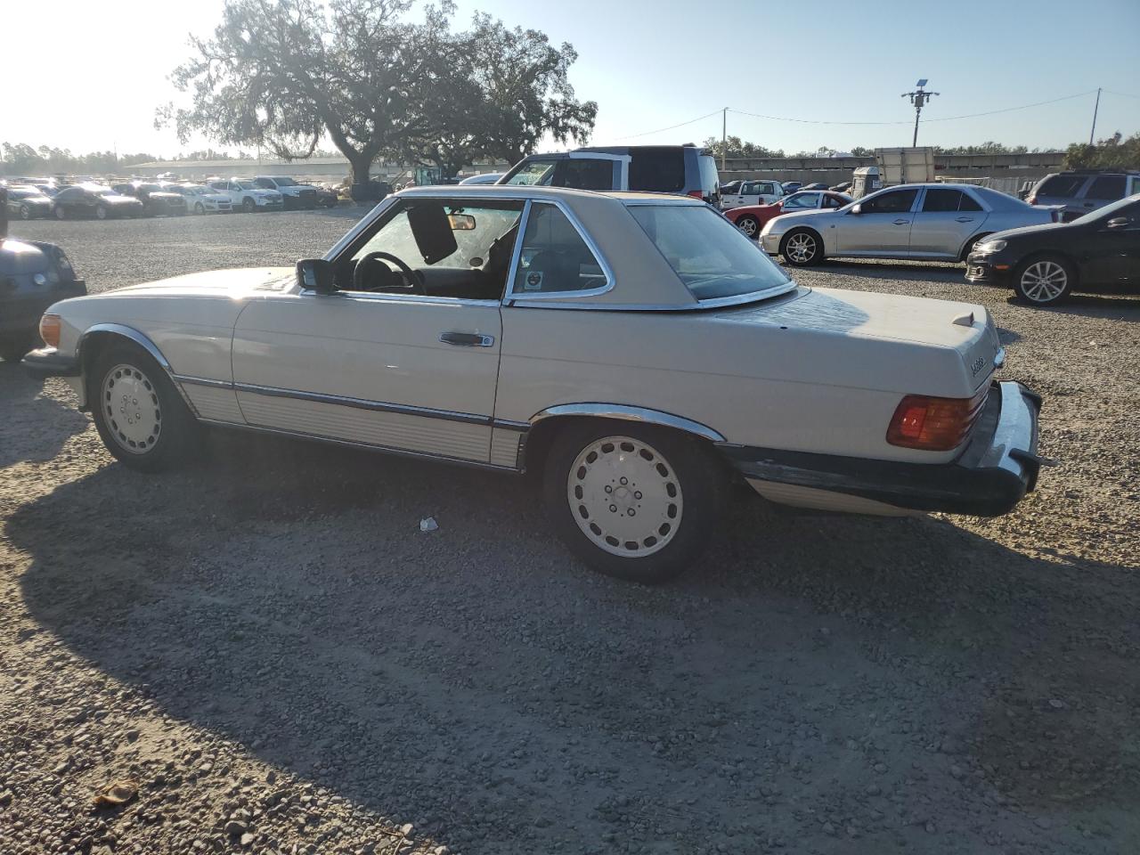 Lot #3030218135 1988 MERCEDES-BENZ 560 SL