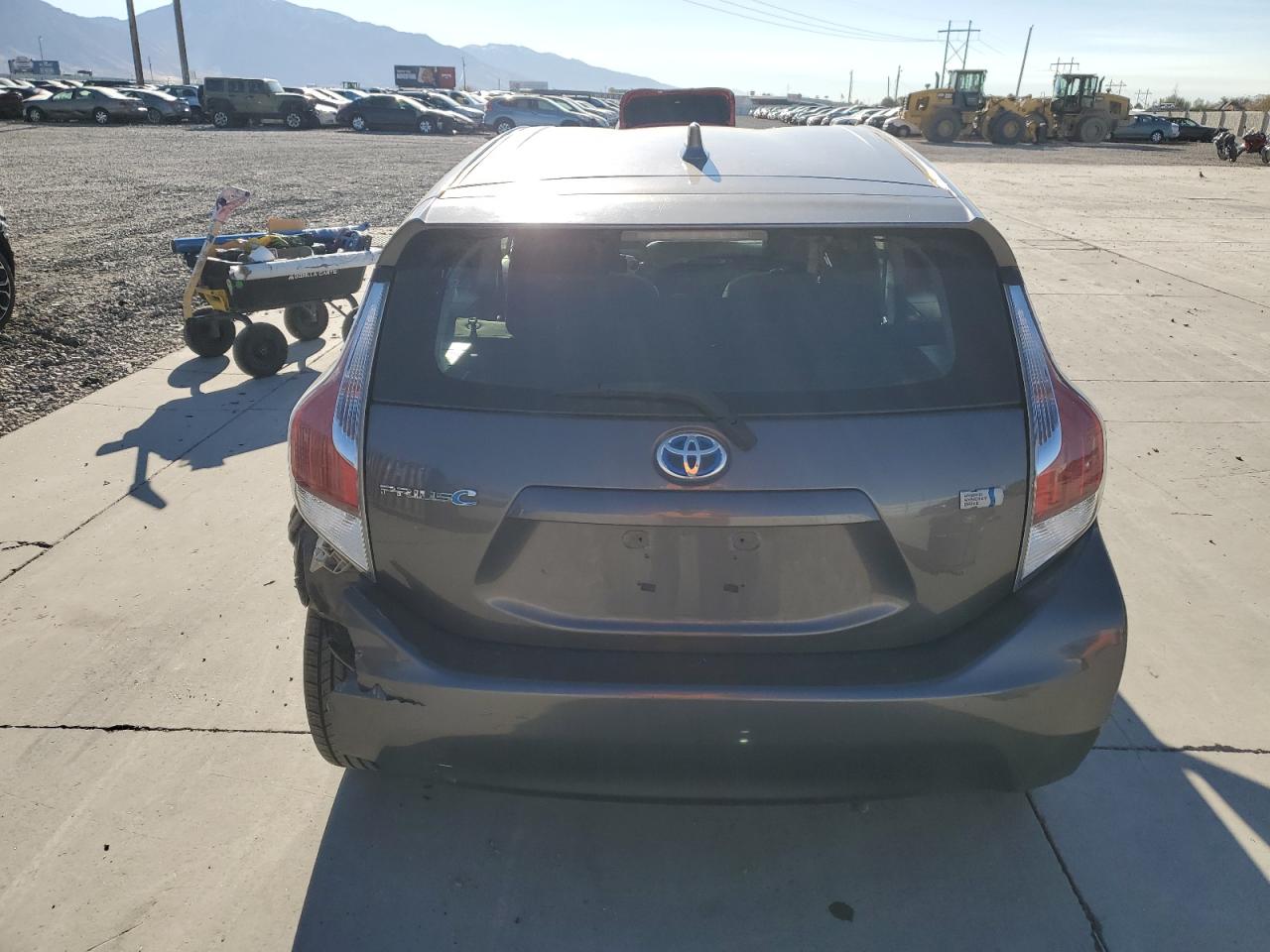 Lot #3041265135 2015 TOYOTA PRIUS C