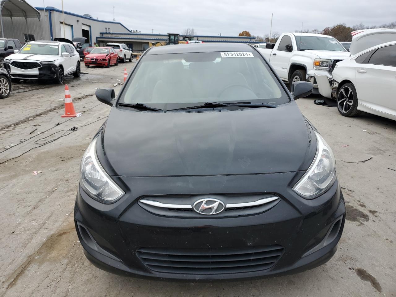 Lot #3028539966 2017 HYUNDAI ACCENT SE