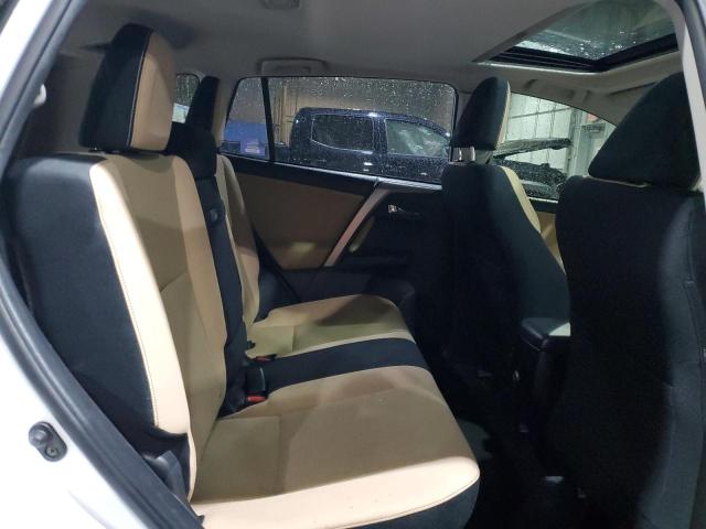 2018 TOYOTA RAV4 HV LE - JTMRJREVXJD175511