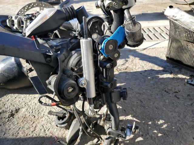 2023 DUCATI STREETFIGH ZDMFAKWW9PB009023
